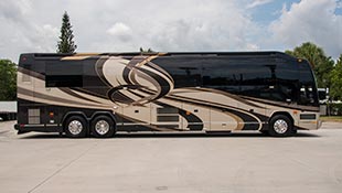 Liberty-Coach-5247-Available-Coach
