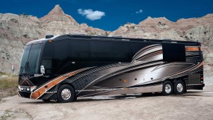 Liberty-Coach-811-Exterior-2-Gallery