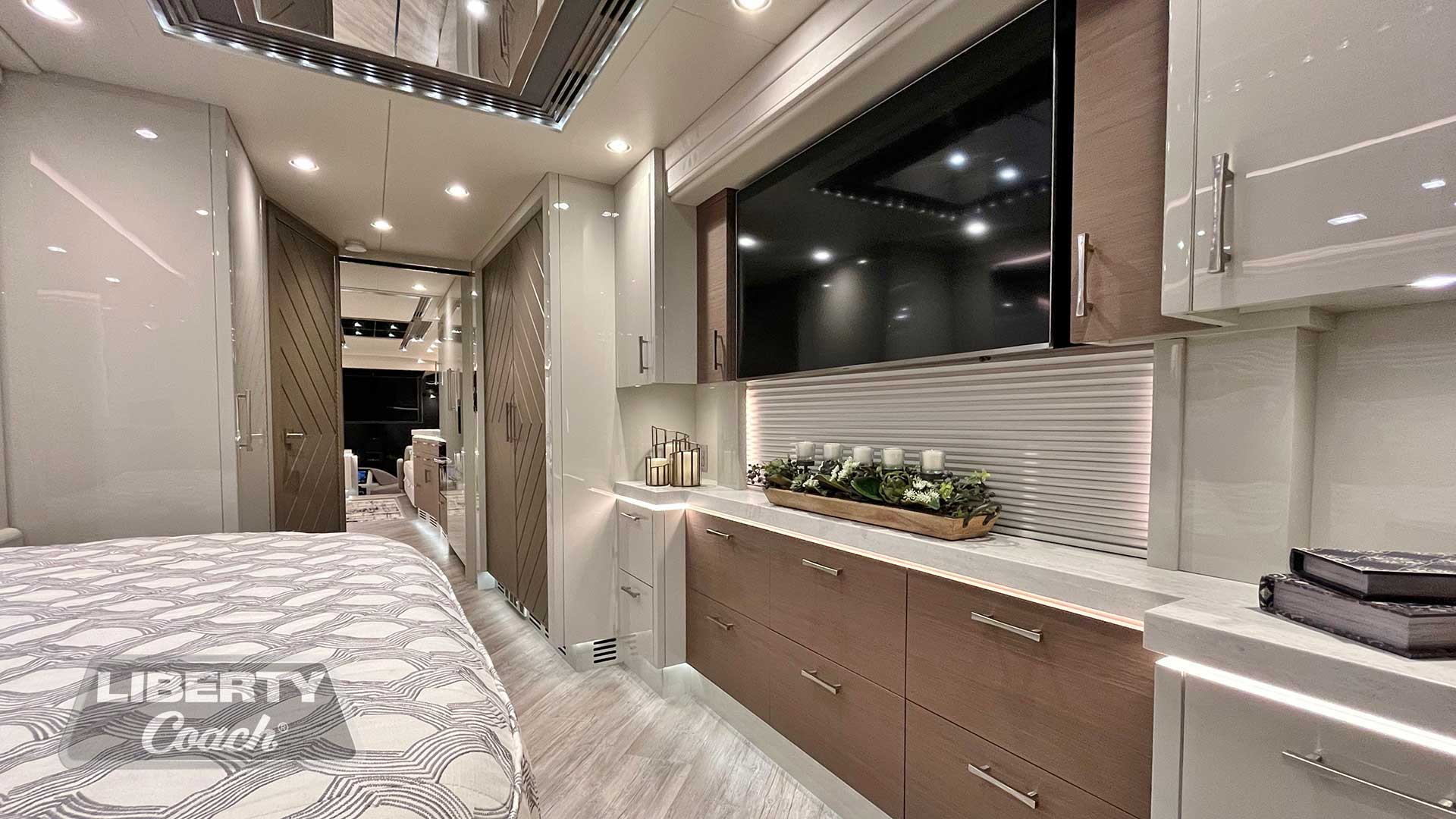 Liberty Coach 5422 Bedroom Gallery Custom Luxury Motorcoach