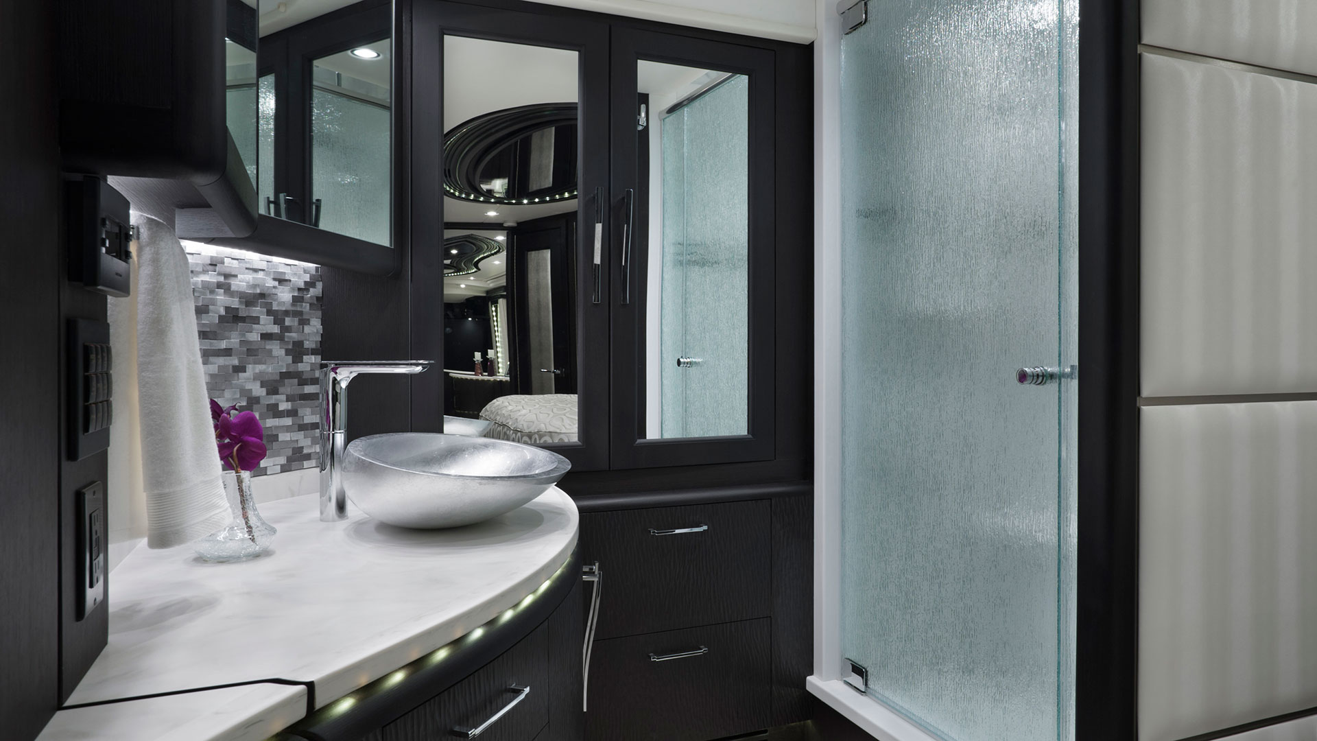 Liberty Coach 807 Bathroom Vanity Gallery Custom Luxury Liberty Coach 807 Bathroom Vanity Gallery