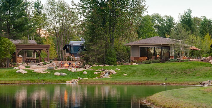 Hearthside Grove Motorcoach Resort