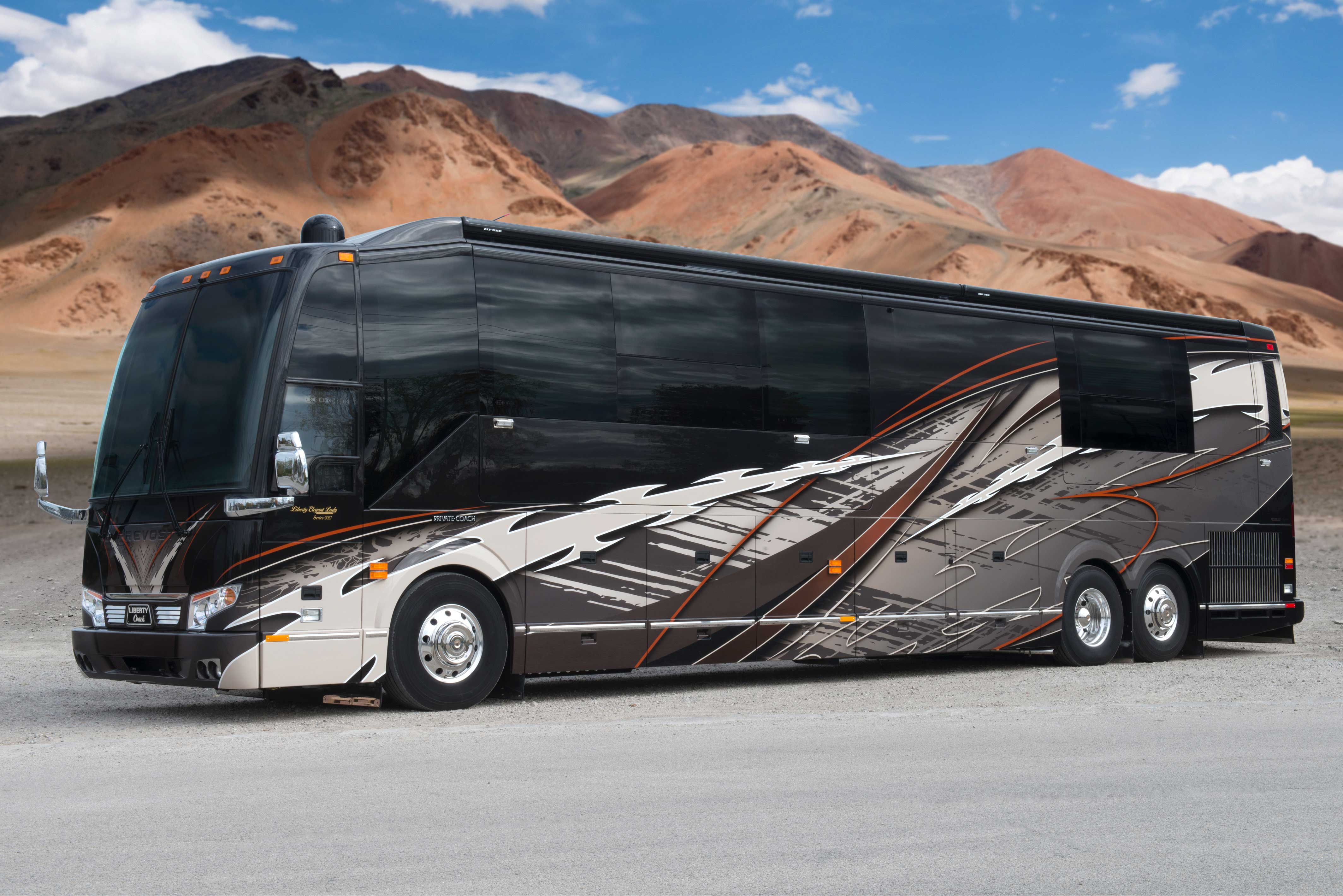 Liberty-Coach-819-Exterior-Overview - Custom Luxury Motorcoach