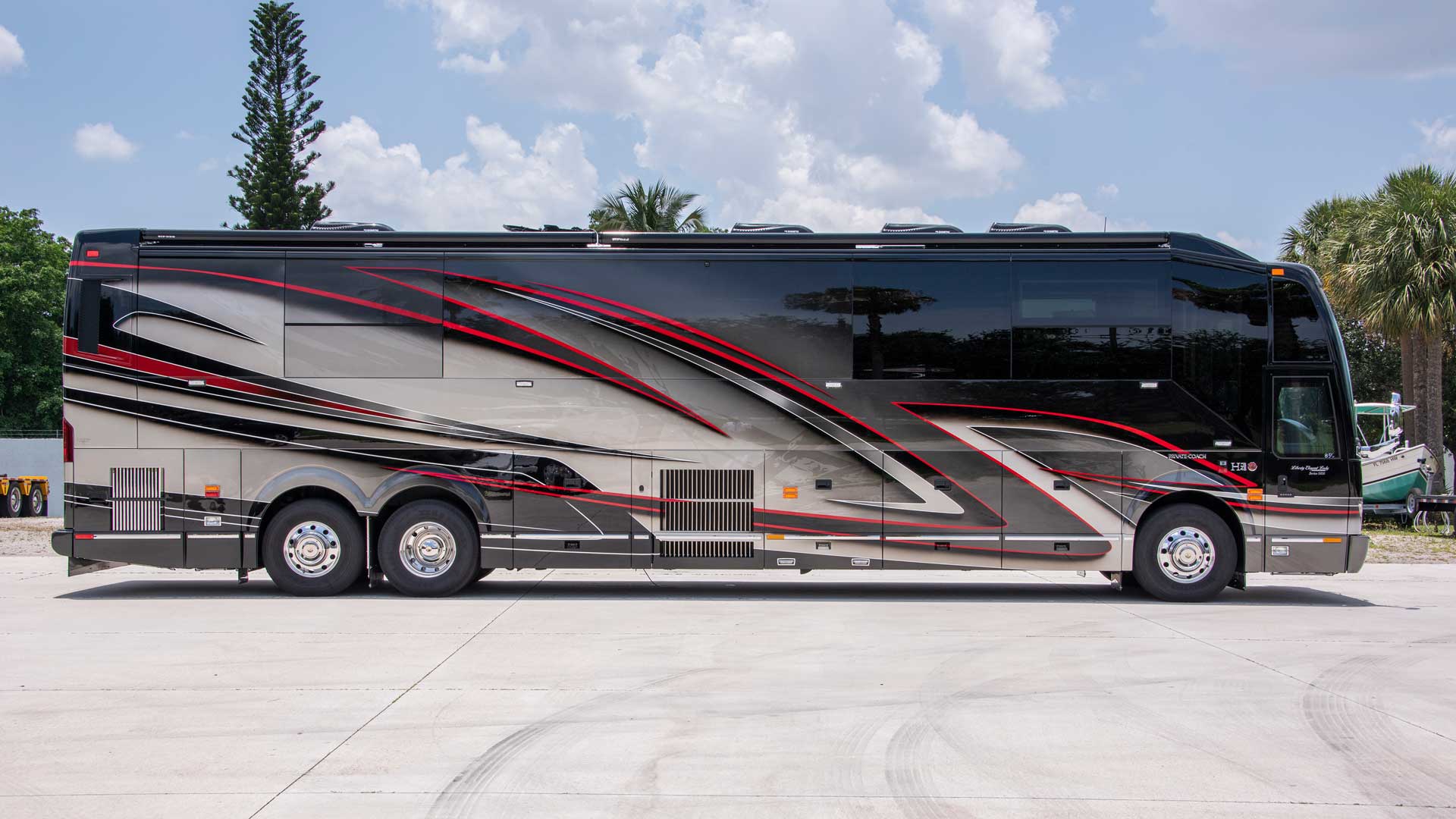 2020 Elegant Lady #856 - Custom Luxury Motorcoach