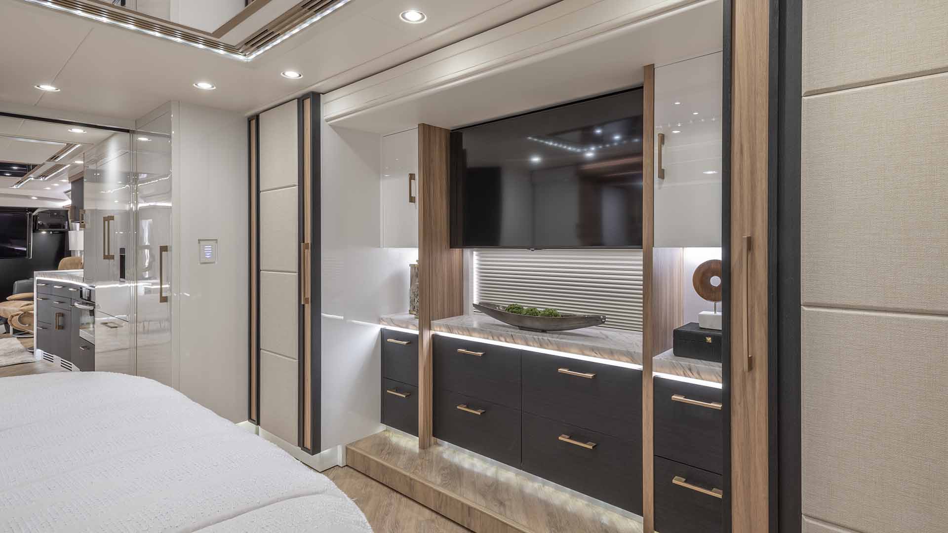 2022 Elegant Lady #878 - Custom Luxury Motorcoach