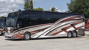 2022 Elegant Lady #878 Serrado SS Triple Slide Edition Motorcoach