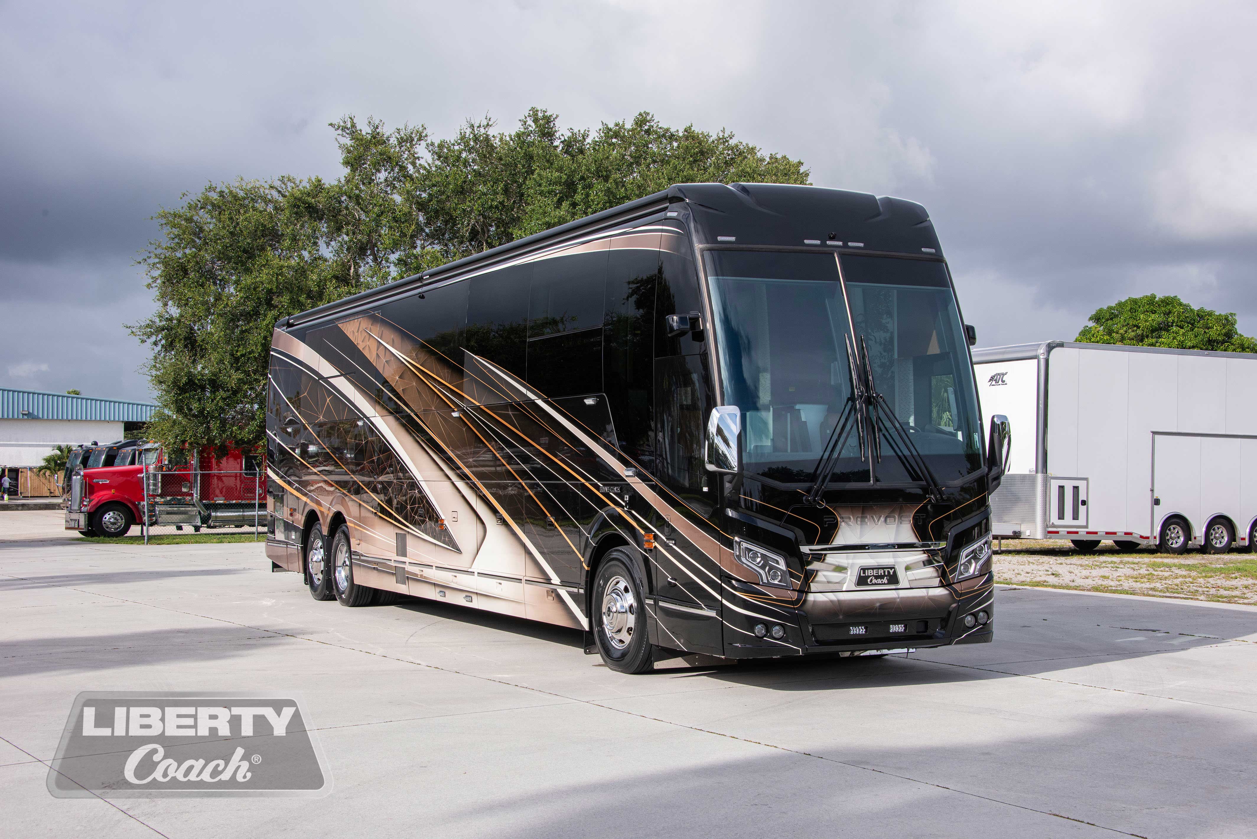 Liberty-Coach-910-Exterior-Overview - Custom Luxury Motorcoach